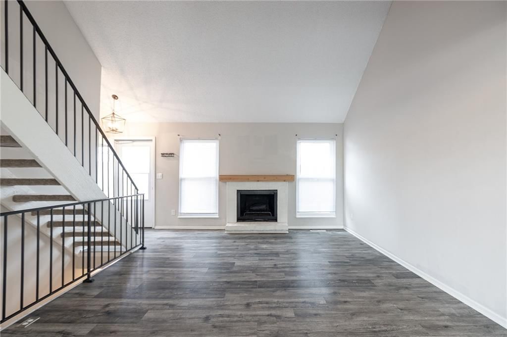 5722 N London Avenue — photo 6