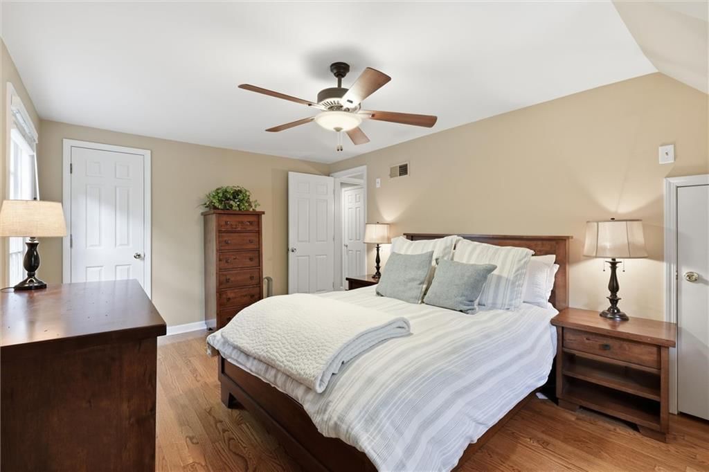 5646 Norwood Street — photo 40