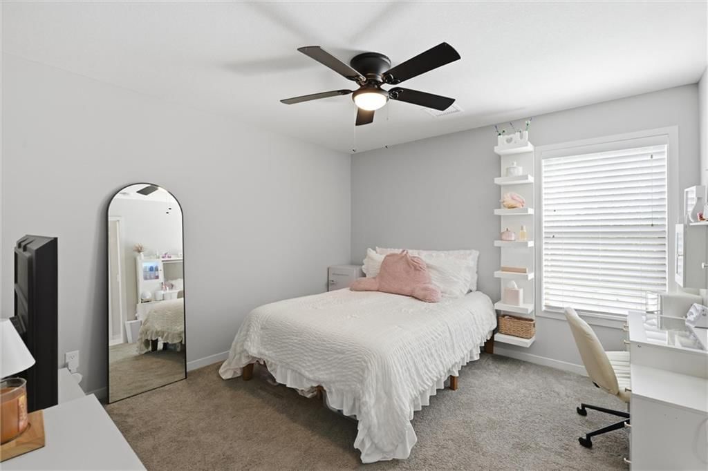 921 Foxglove Lane — photo 31