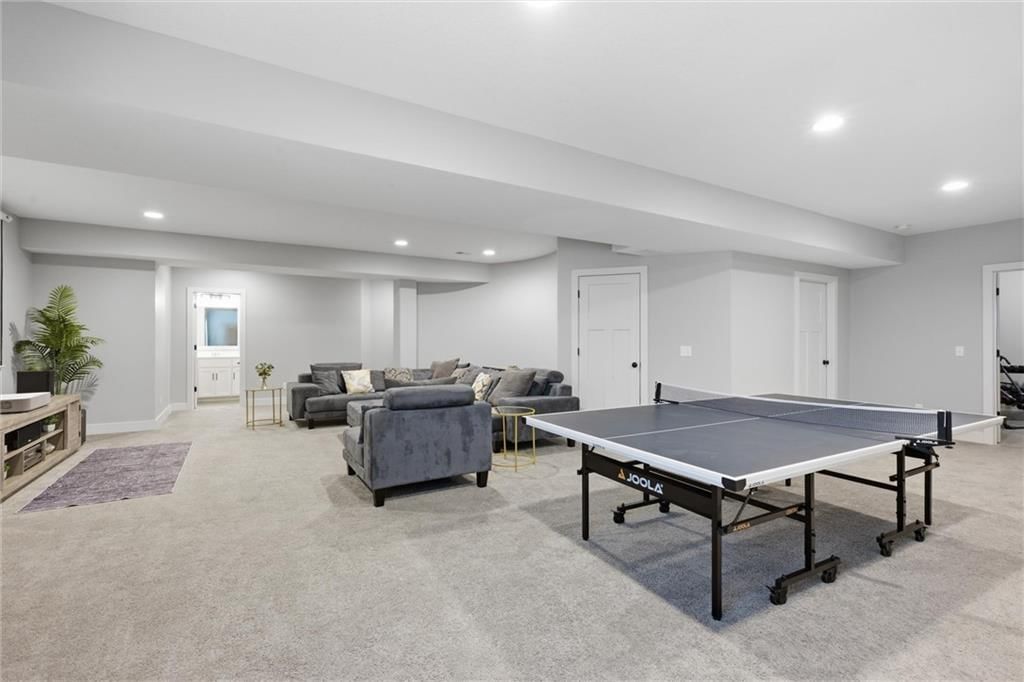 921 Foxglove Lane — photo 38
