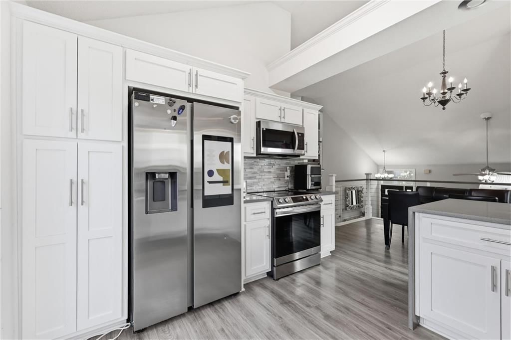 5313 NE Holiday Drive — photo 10