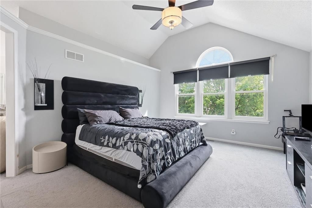 5313 NE Holiday Drive — photo 14