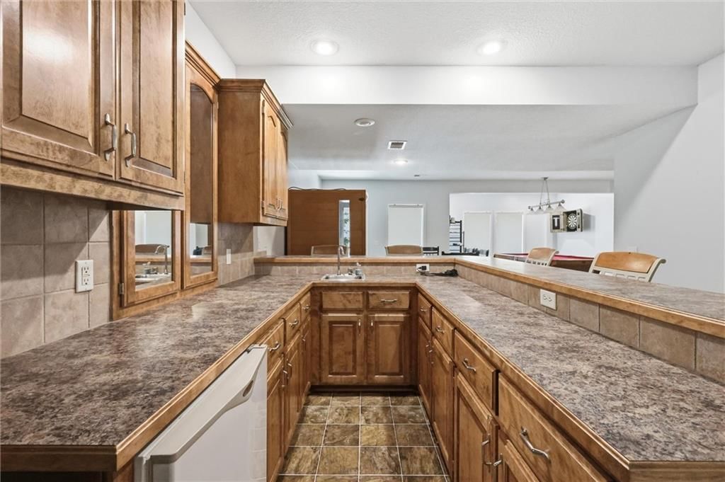 14440 NW 64th Terrace — photo 38