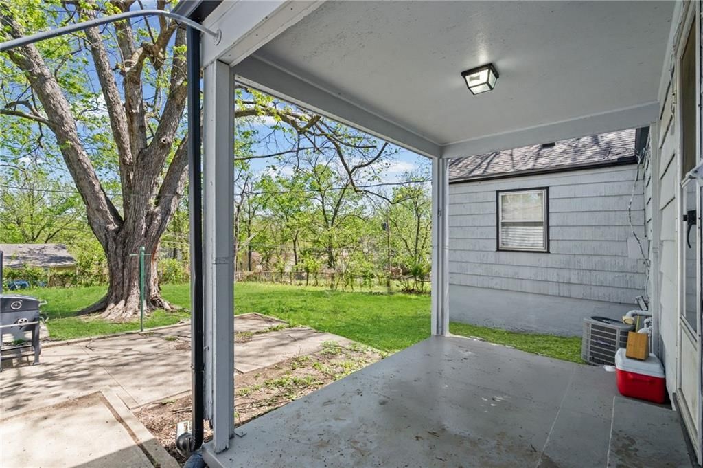 7622 Sni -A- Bar Road — photo 28