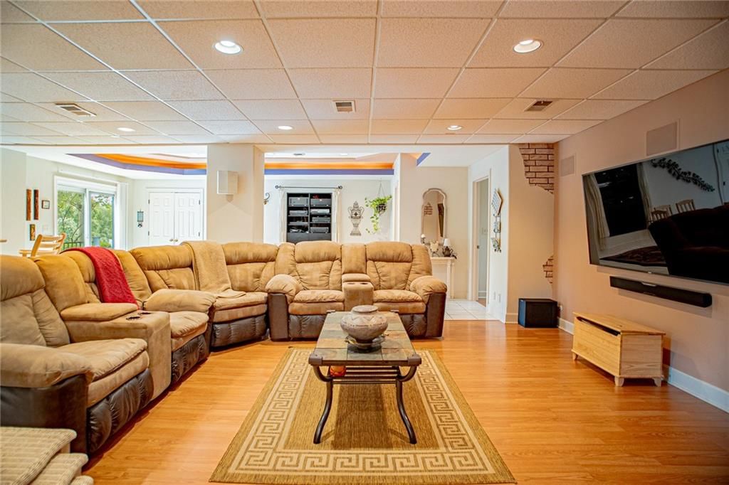12668 Sherwood Drive — photo 31
