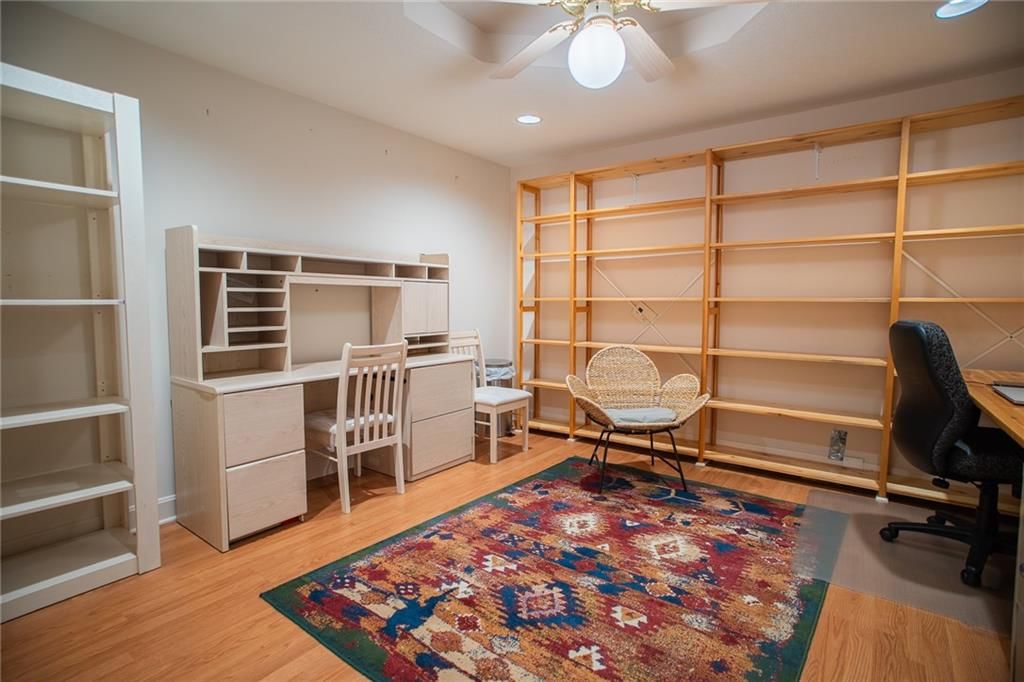 12668 Sherwood Drive — photo 32
