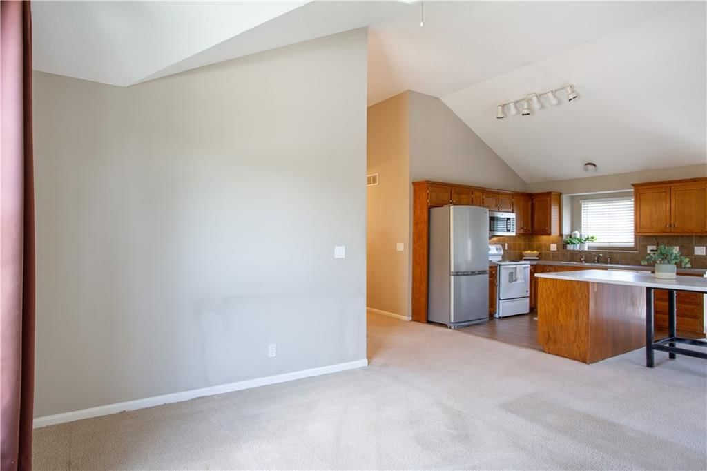 227 N 71st Street — photo 11