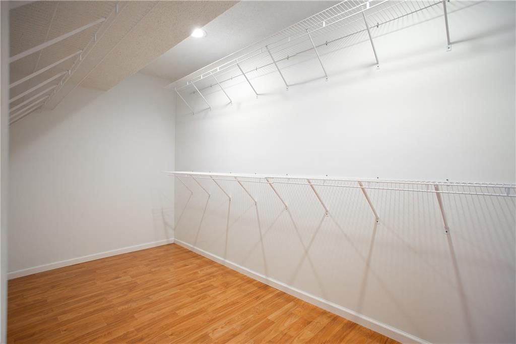 227 N 71st Street — photo 32