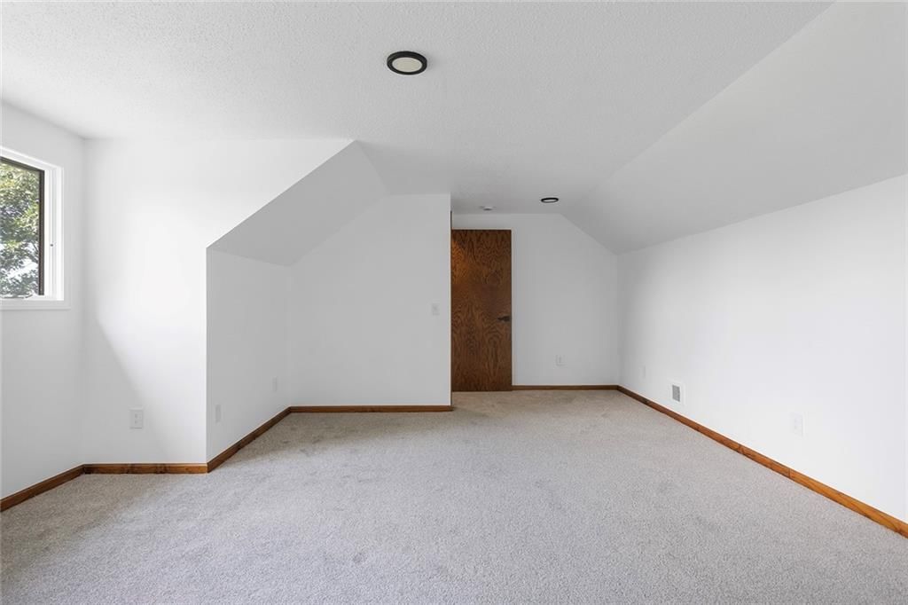 11118 Shach Creek Road — photo 24
