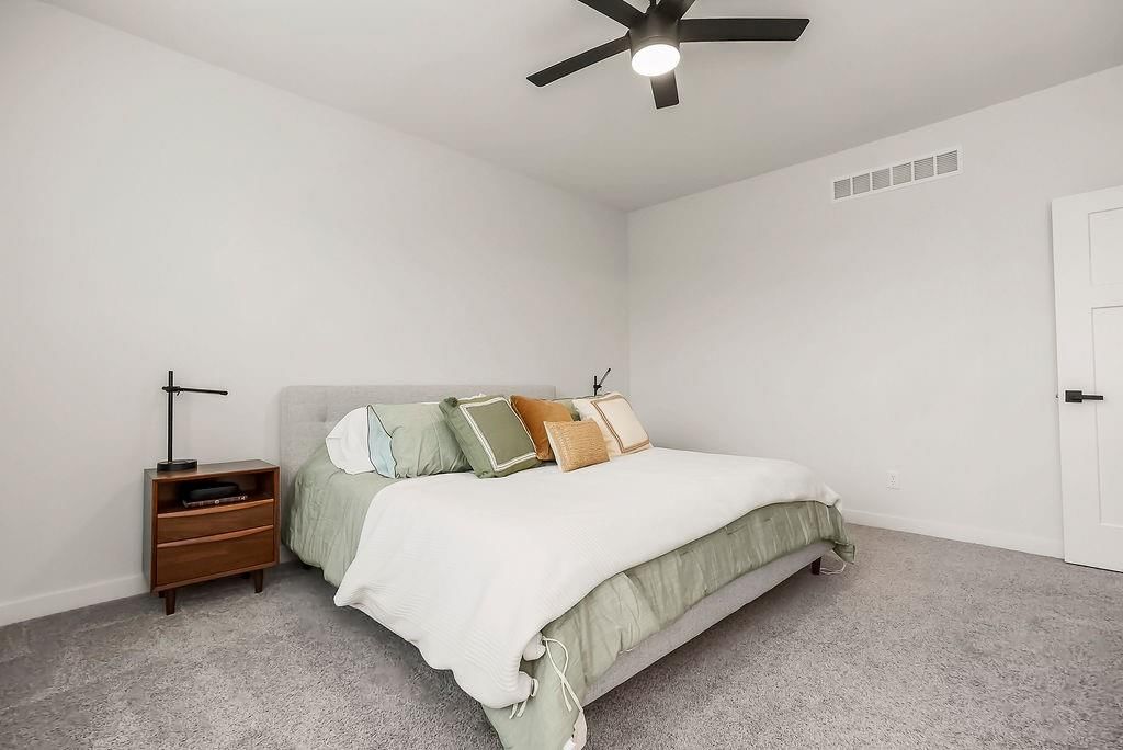 18911 Weaver Street — photo 16