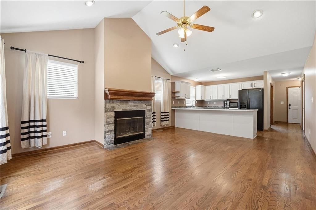 217 E 5th St Court — photo 12