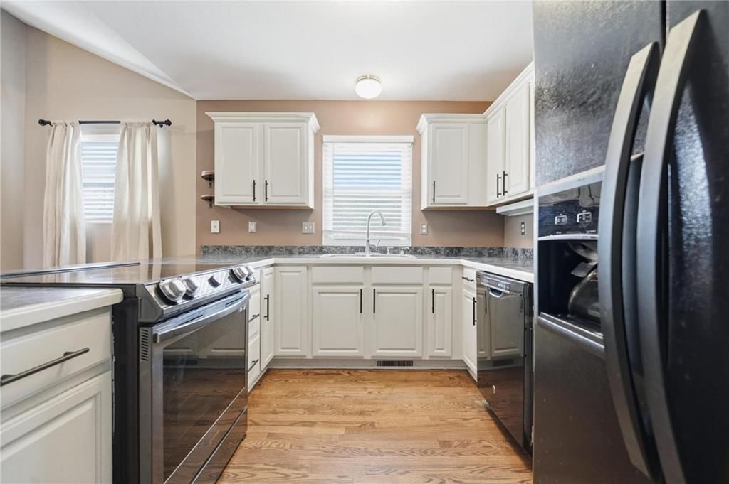 217 E 5th St Court — photo 14