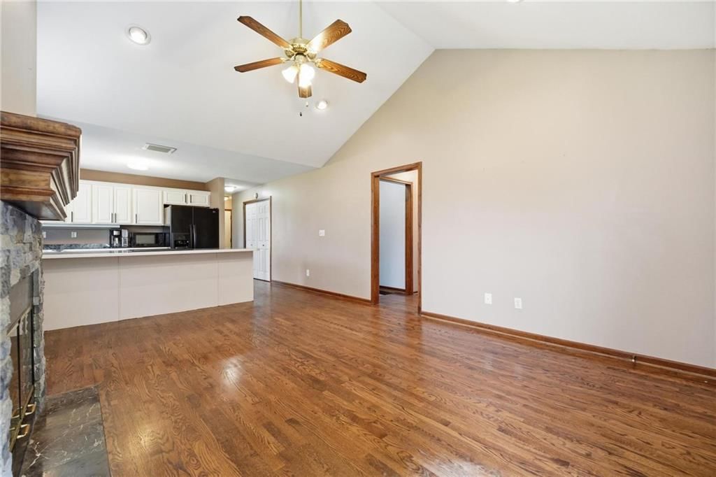 217 E 5th St Court — photo 16