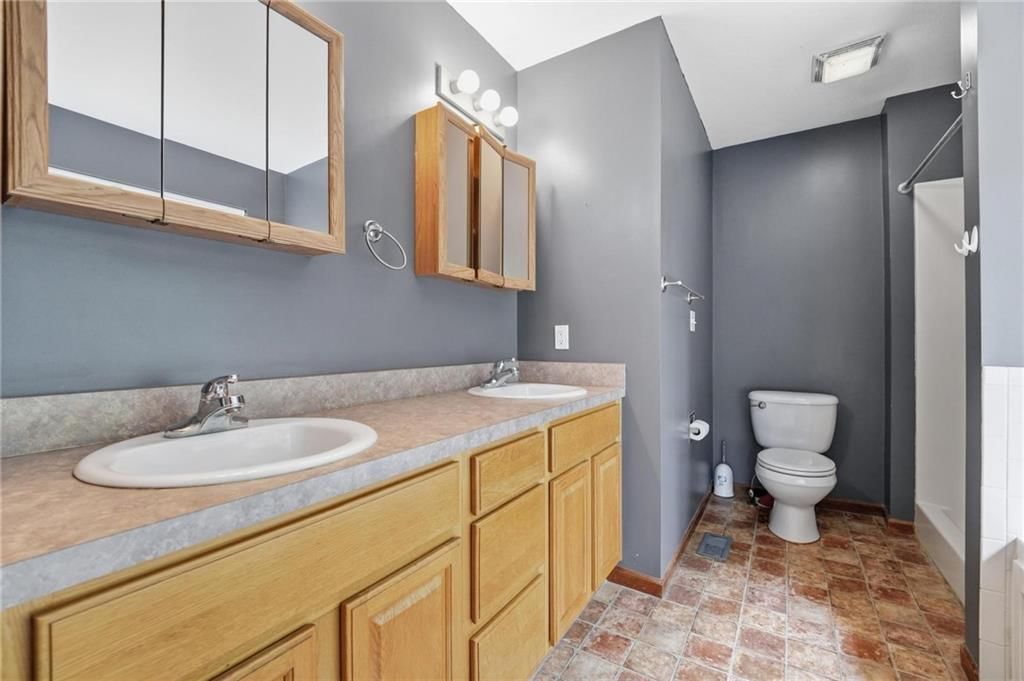 217 E 5th St Court — photo 22