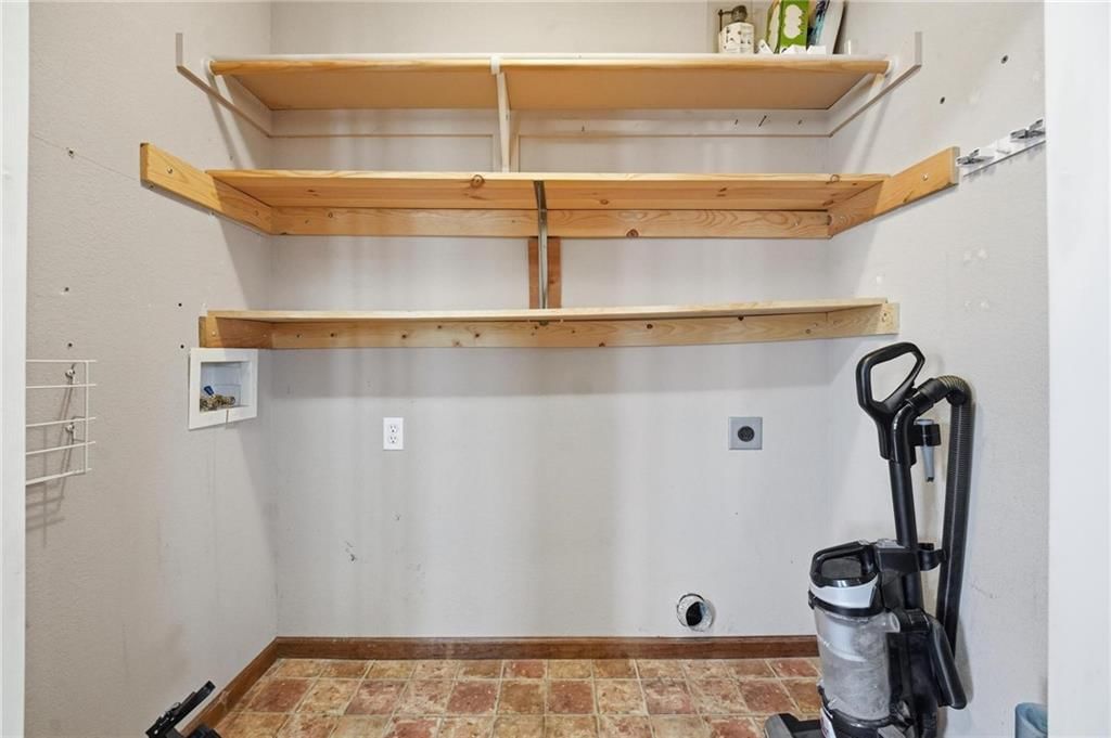 217 E 5th St Court — photo 27