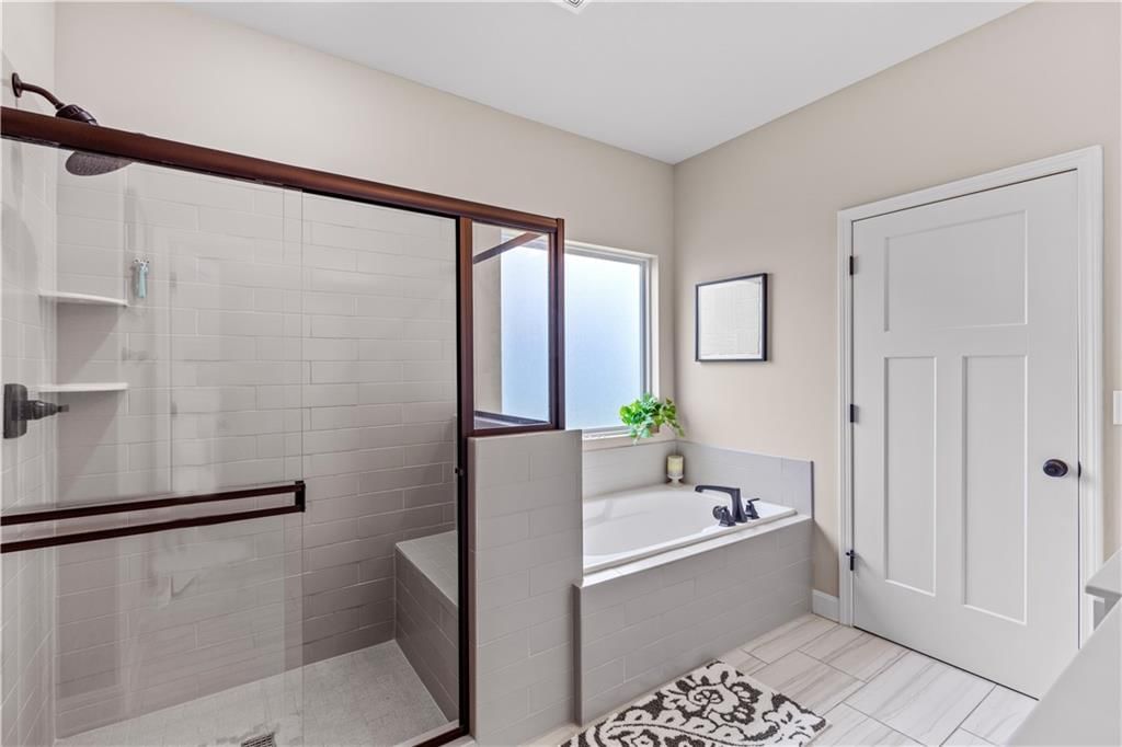 4904 N 126th Street — photo 31