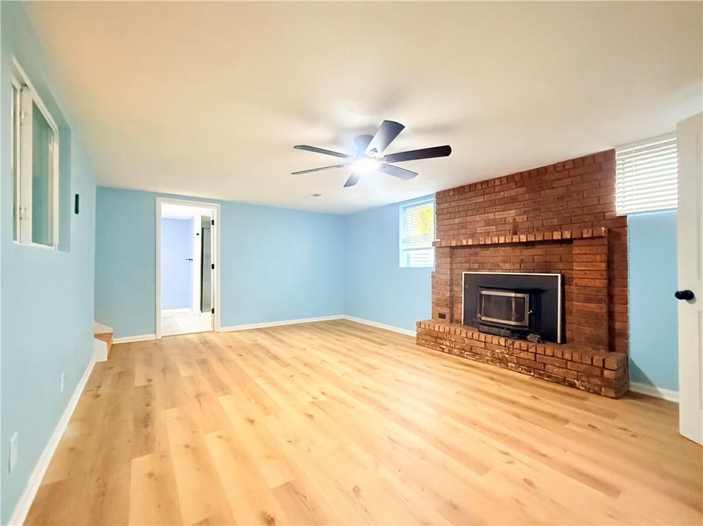 11221 Herrick Avenue — photo 13