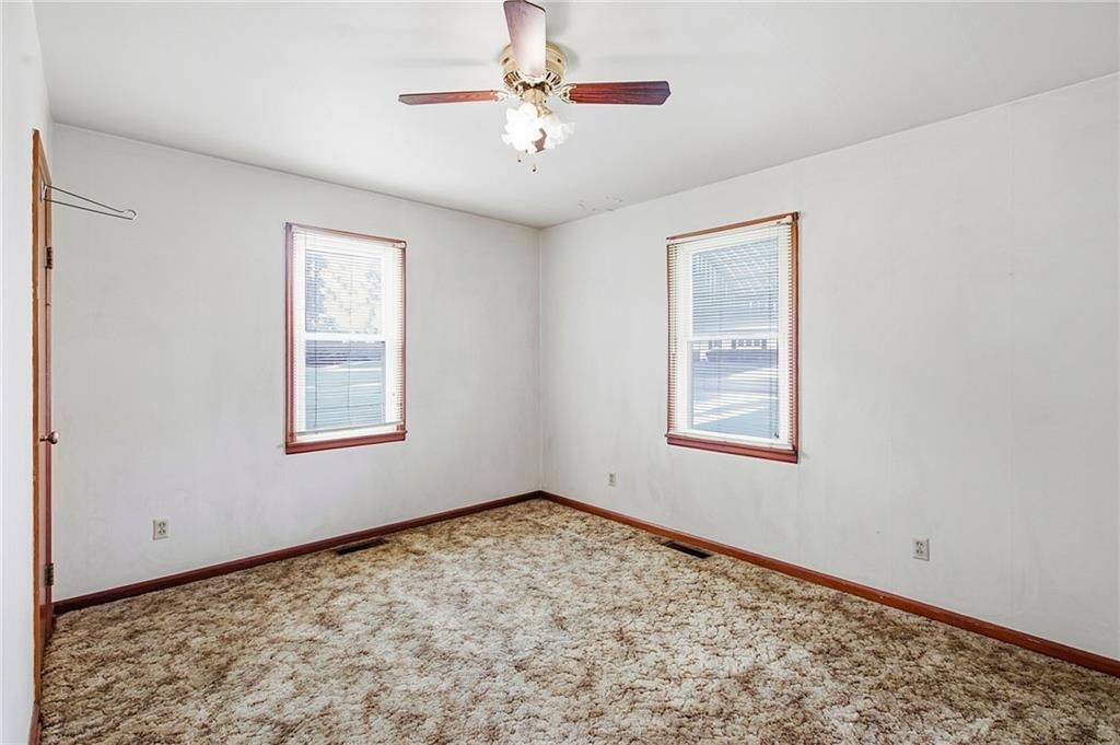 1209 SW Eugene Street — photo 8