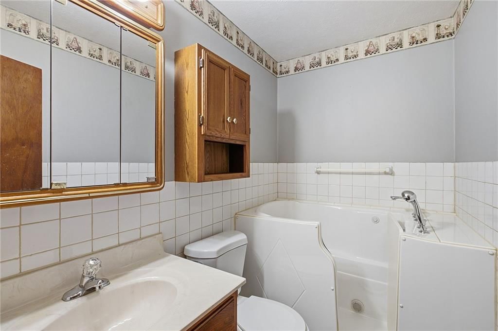 1209 SW Eugene Street — photo 11