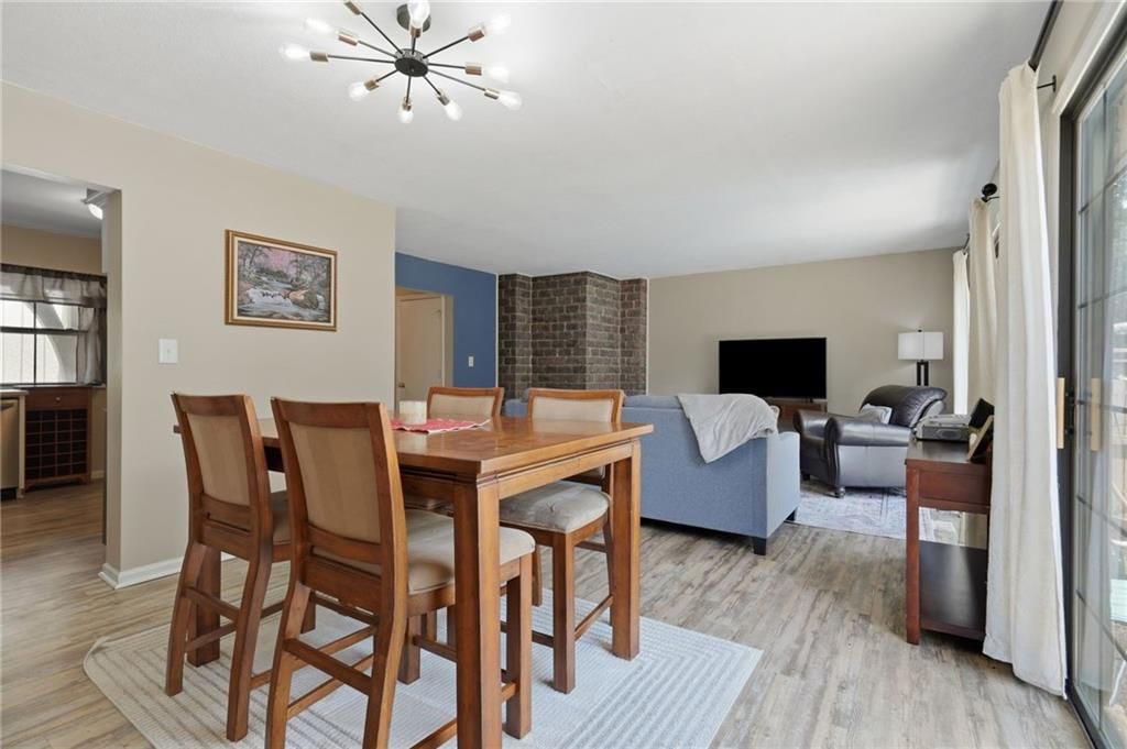 10243 FOSTER Street — photo 10