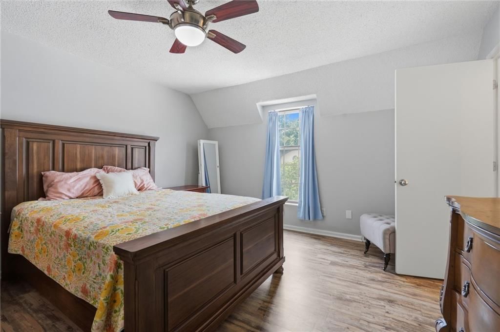 10243 FOSTER Street — photo 14