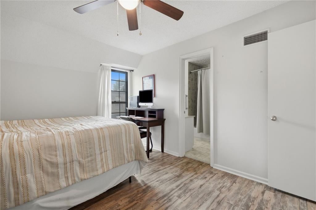 10243 FOSTER Street — photo 19