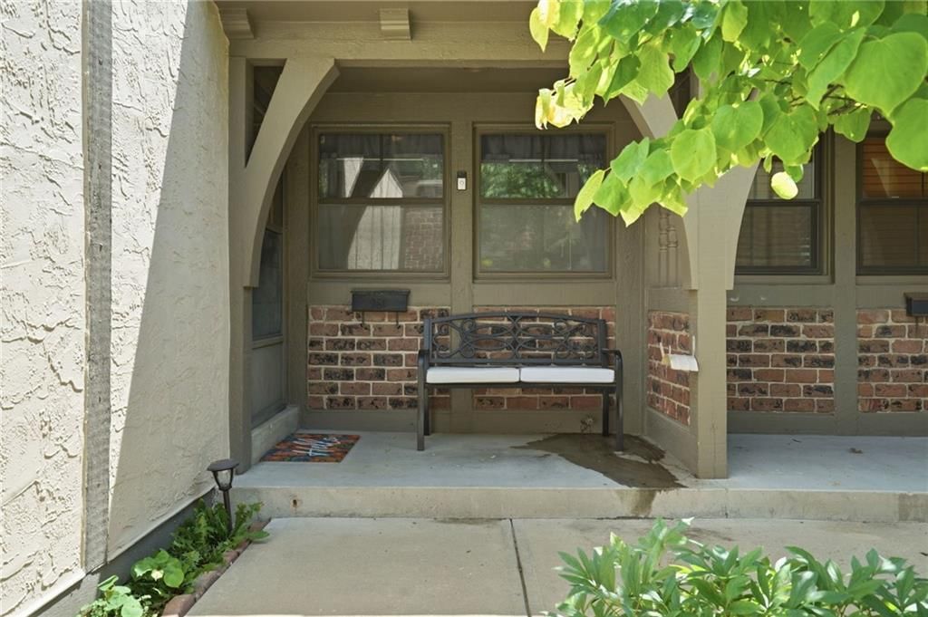 10243 FOSTER Street — photo 23