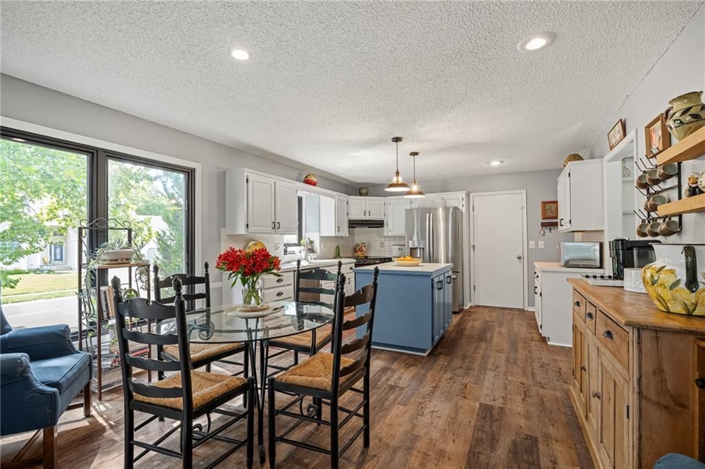 12702 W 121st Street — photo 22