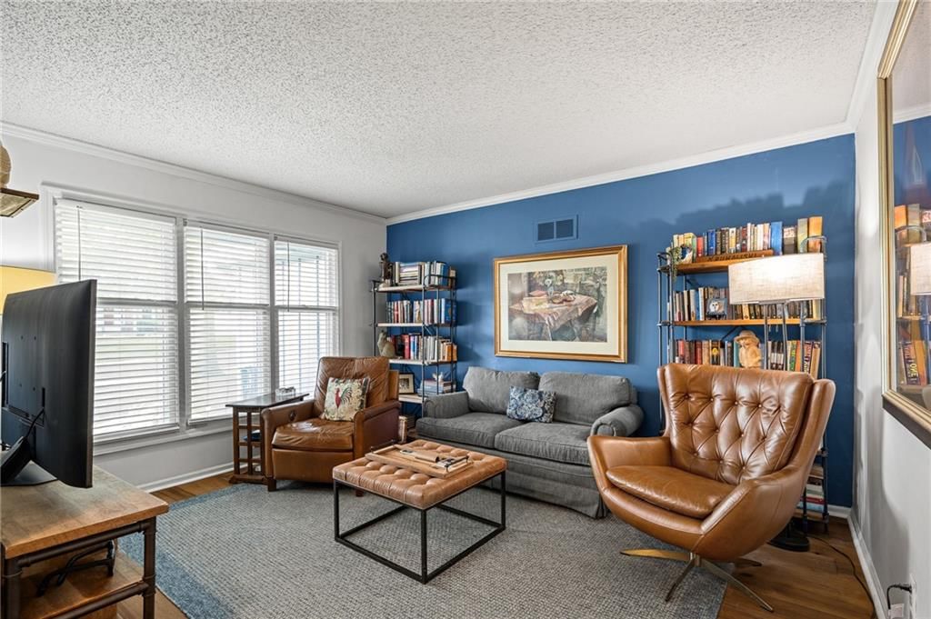 12702 W 121st Street — photo 29