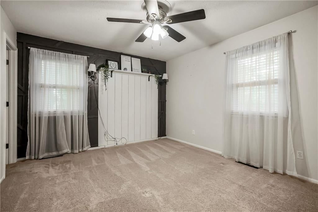 305 S Berkley Street — photo 11