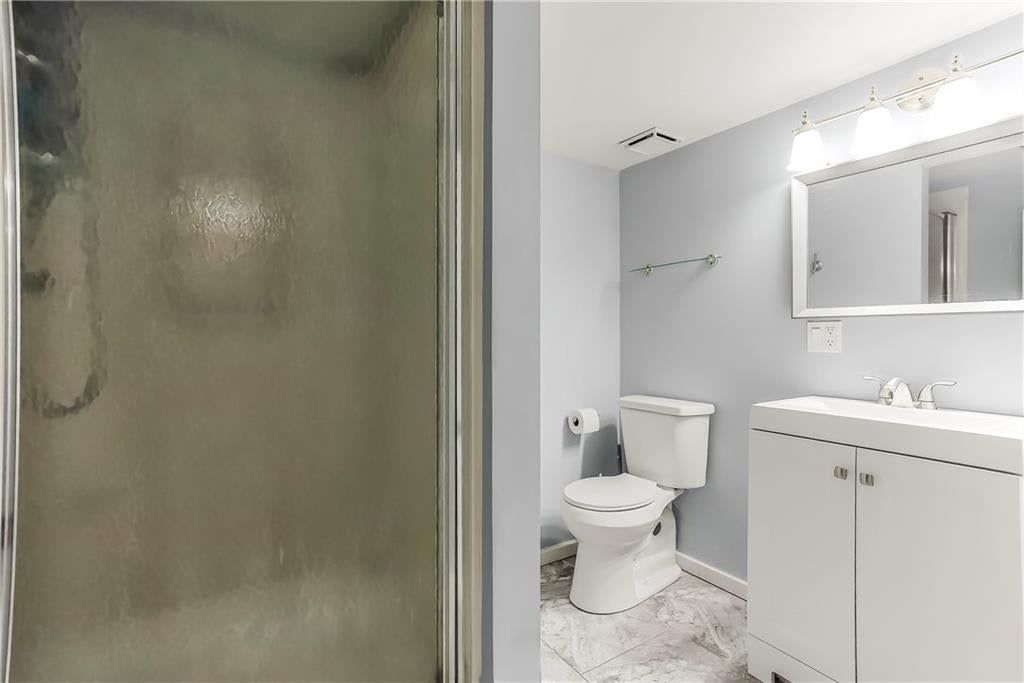 305 S Berkley Street — photo 39