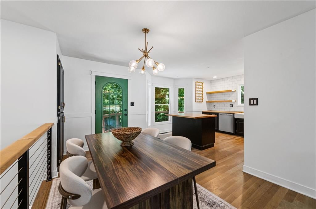1745 Collins Drive — photo 8
