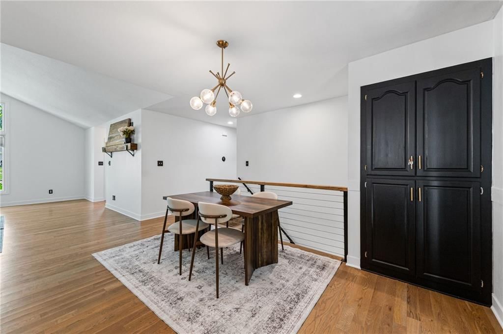 1745 Collins Drive — photo 10