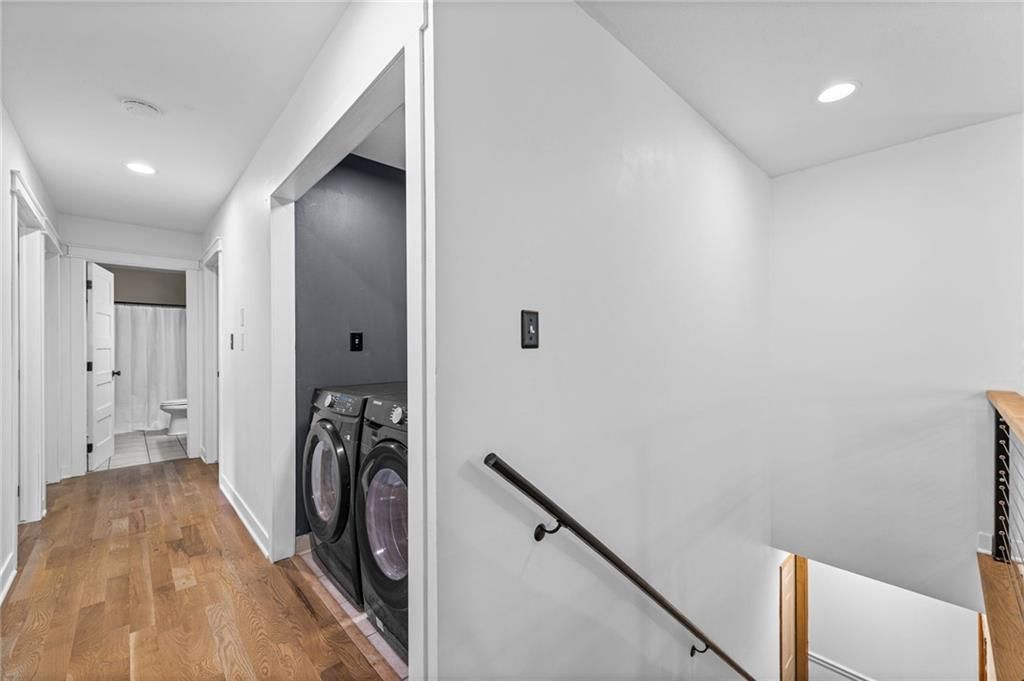 1745 Collins Drive — photo 14