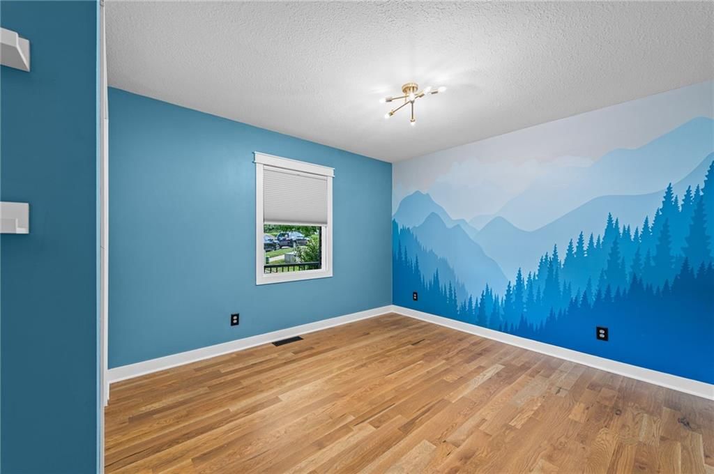 1745 Collins Drive — photo 19