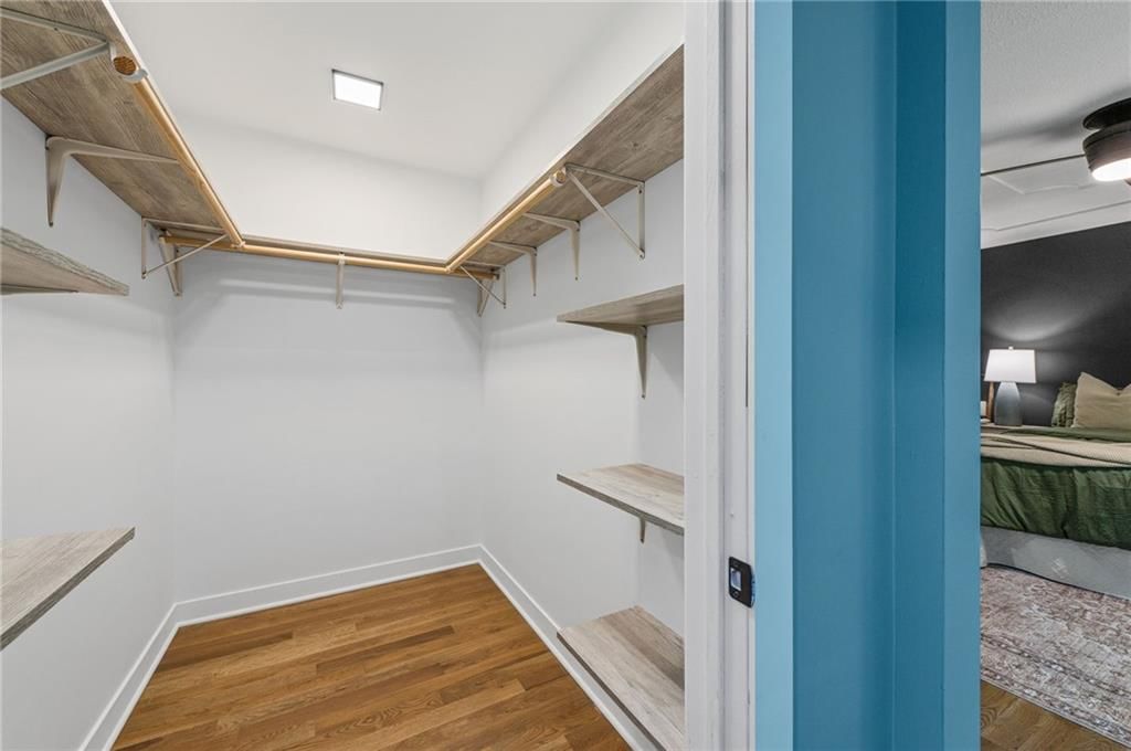 1745 Collins Drive — photo 27