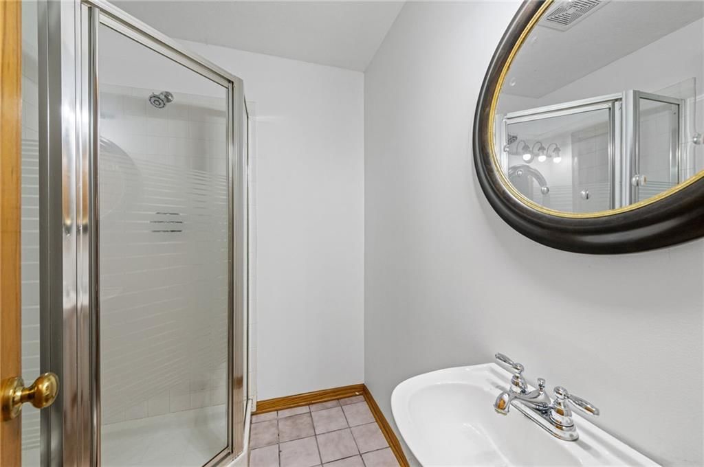 1745 Collins Drive — photo 31