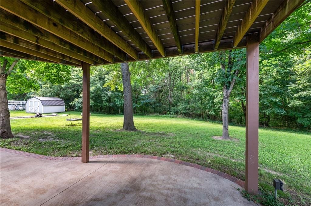 1745 Collins Drive — photo 32