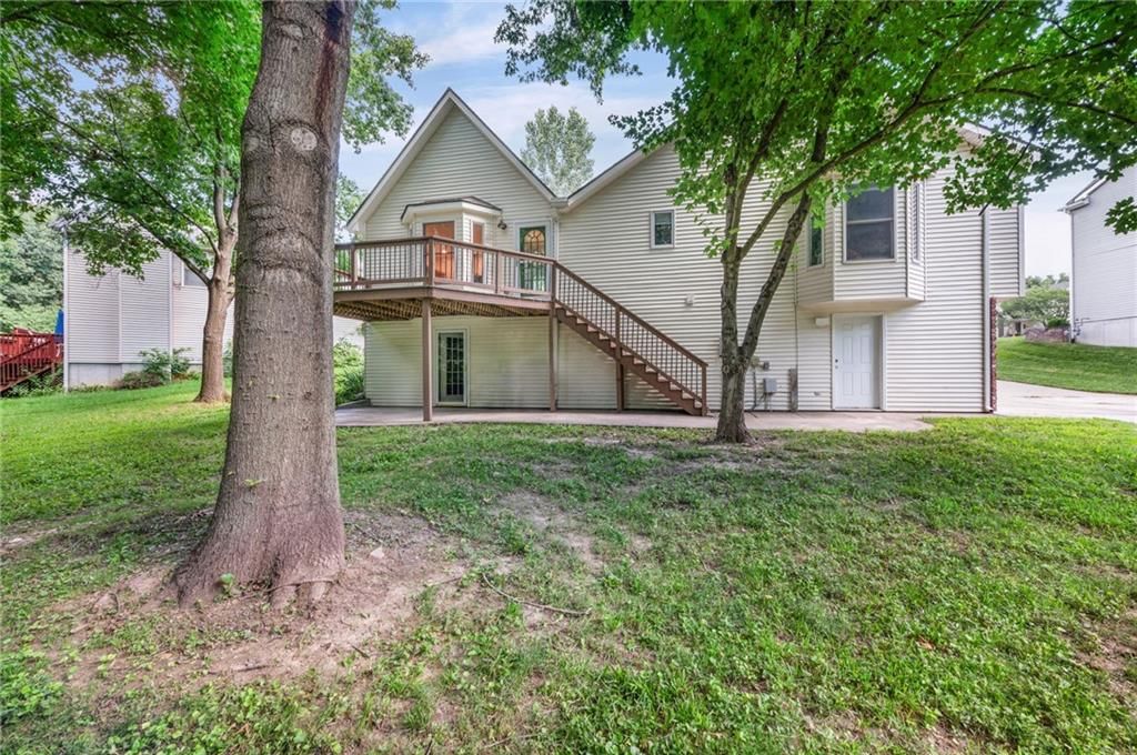 1745 Collins Drive — photo 36