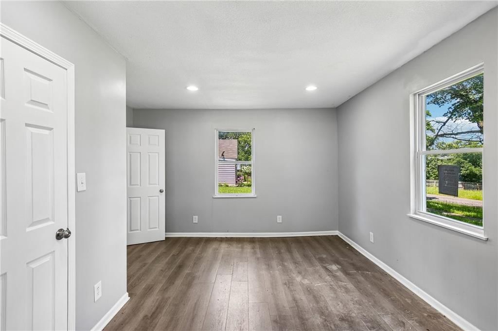 112 W Pine Street — photo 10