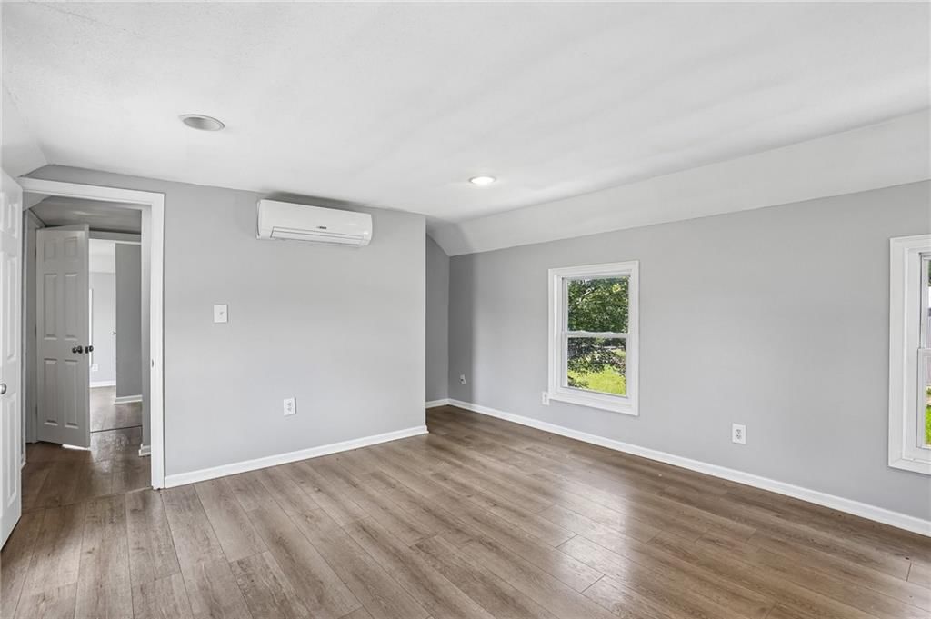112 W Pine Street — photo 17