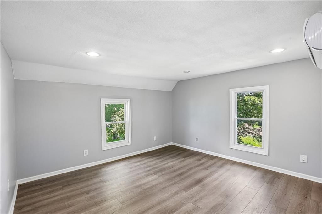 112 W Pine Street — photo 23