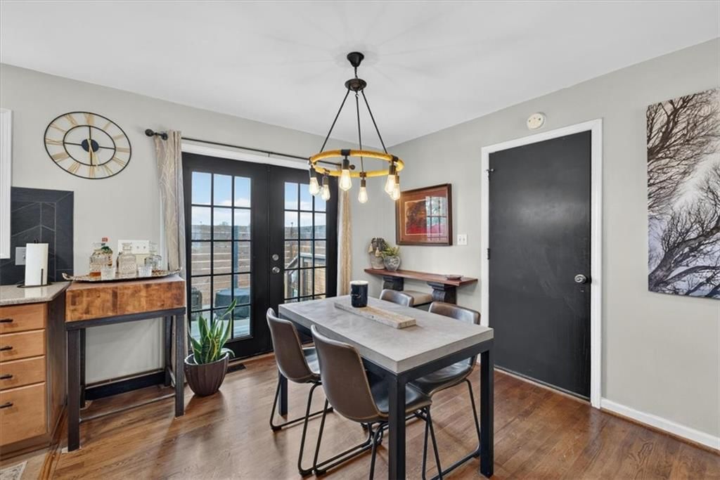 1011 W 1st Street — photo 11