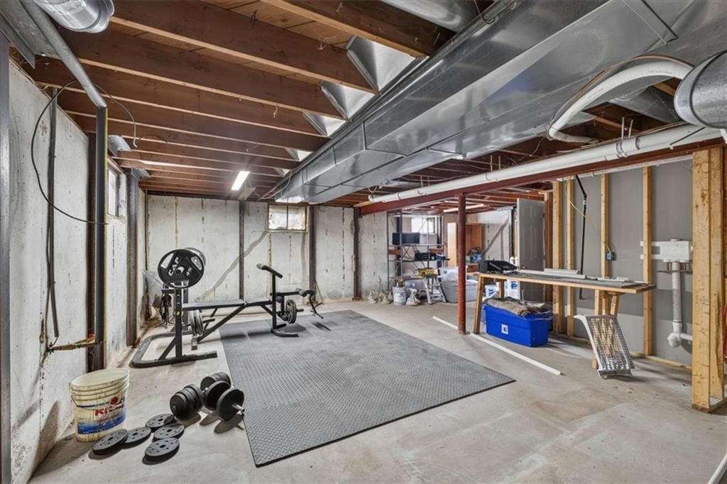 1011 W 1st Street — photo 34