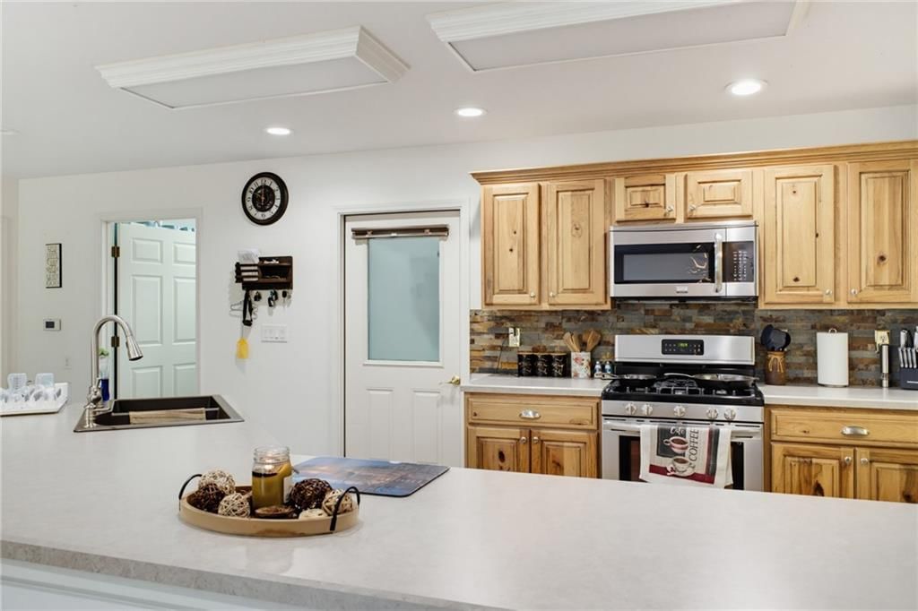 261 SW Cedar Lane — photo 12