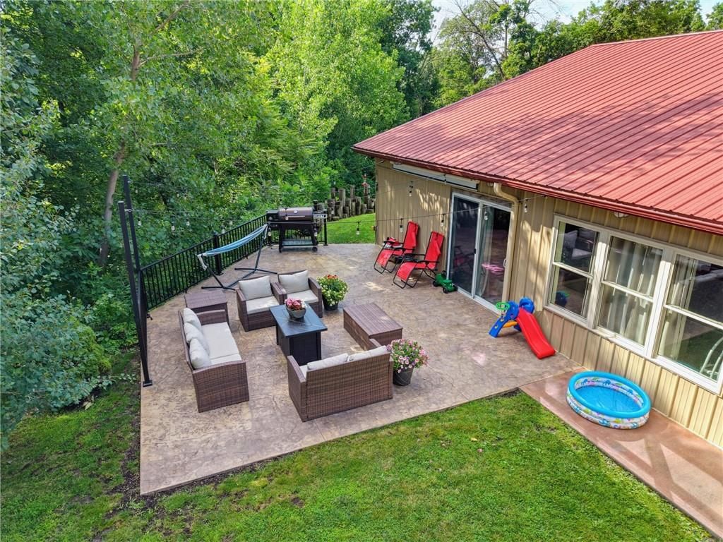 261 SW Cedar Lane — photo 27