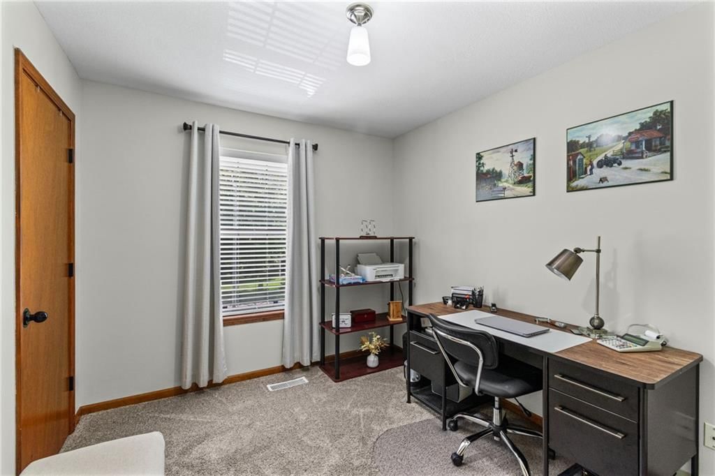 11424 N Mcgee Street — photo 14