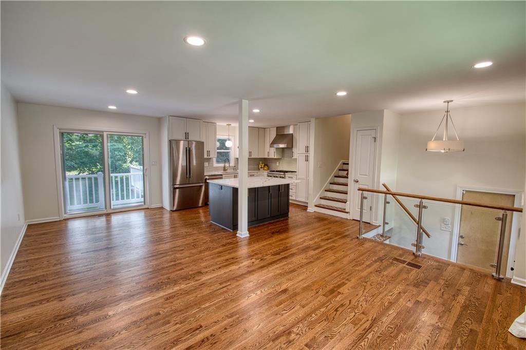 5345 Riggs Street — photo 6