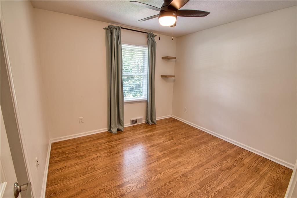5345 Riggs Street — photo 20