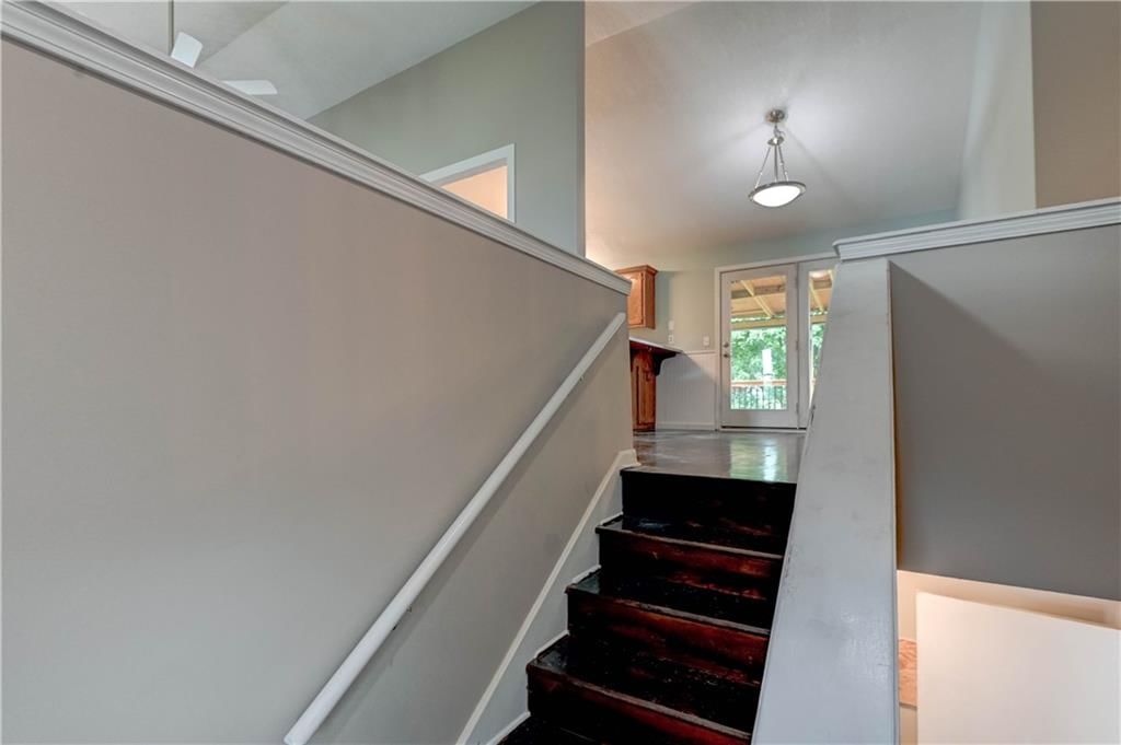 10412 N Baltimore Avenue — photo 5